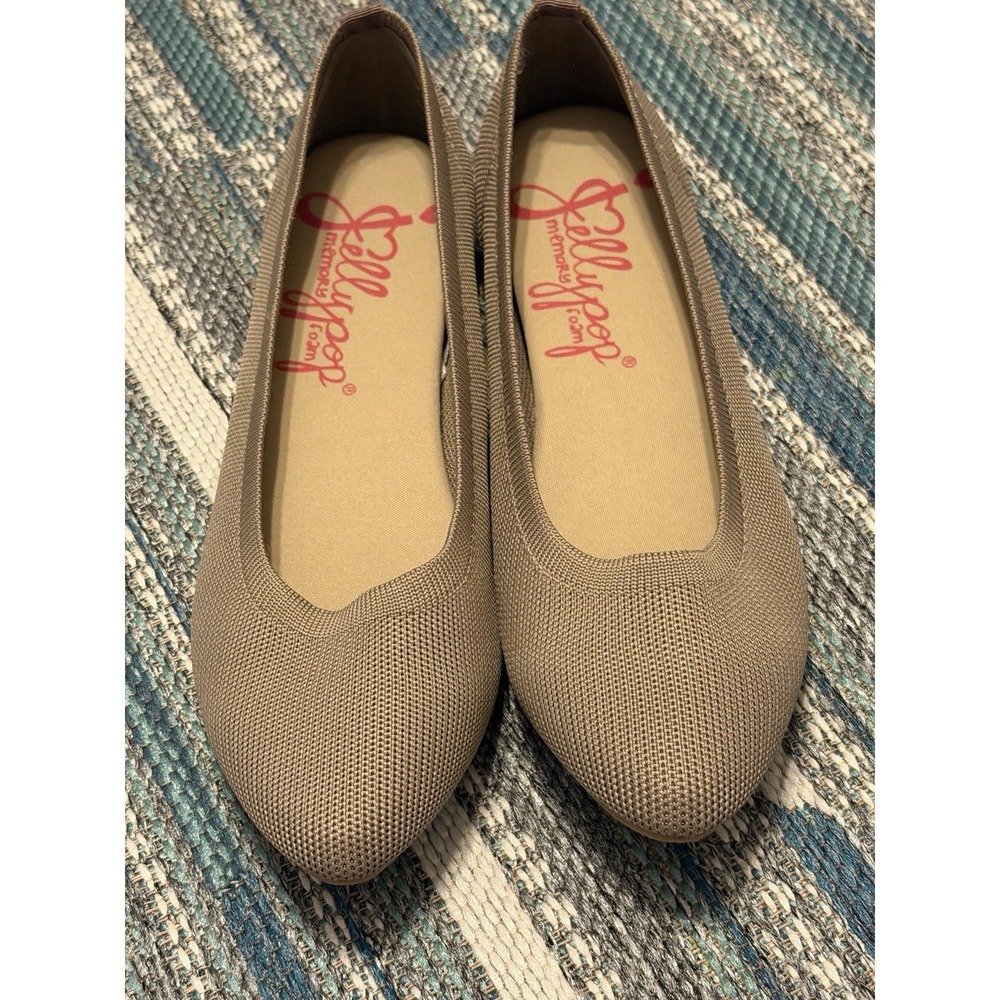 Jellypop Women's Tan Flats Size 7.5